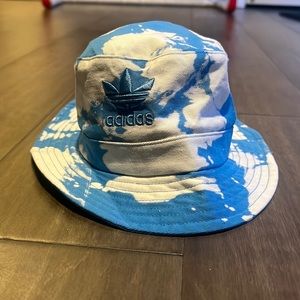 Adidas Bucket Hat